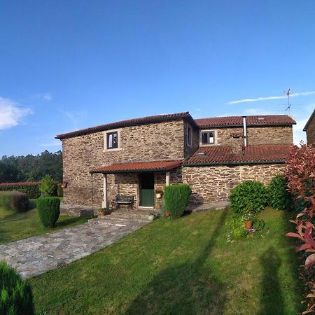 Casa O Castelo En Touro Villa Kültér fotó